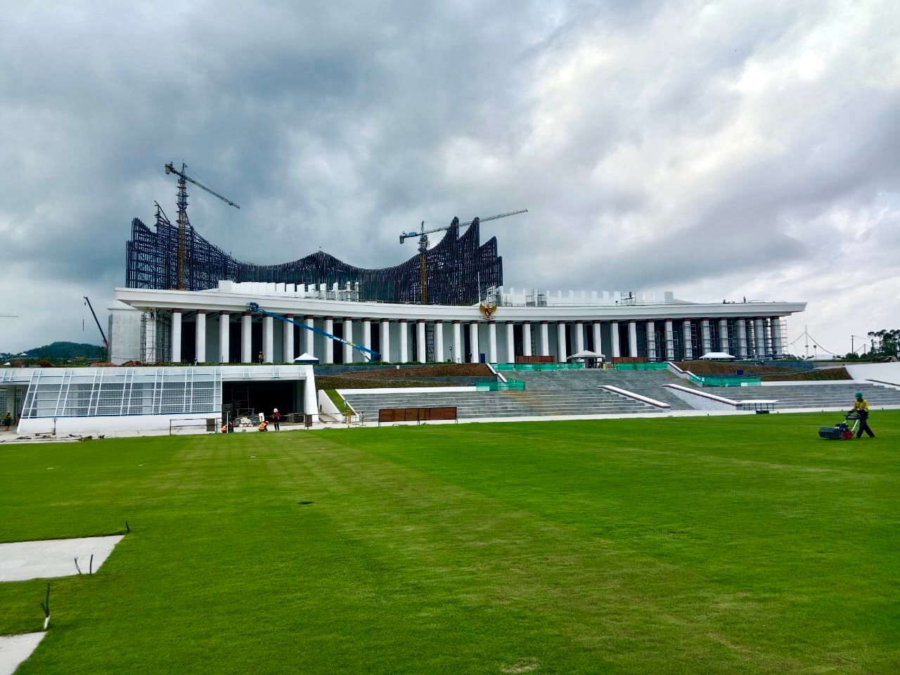 Kantor Presiden dan Istana Negara IKN